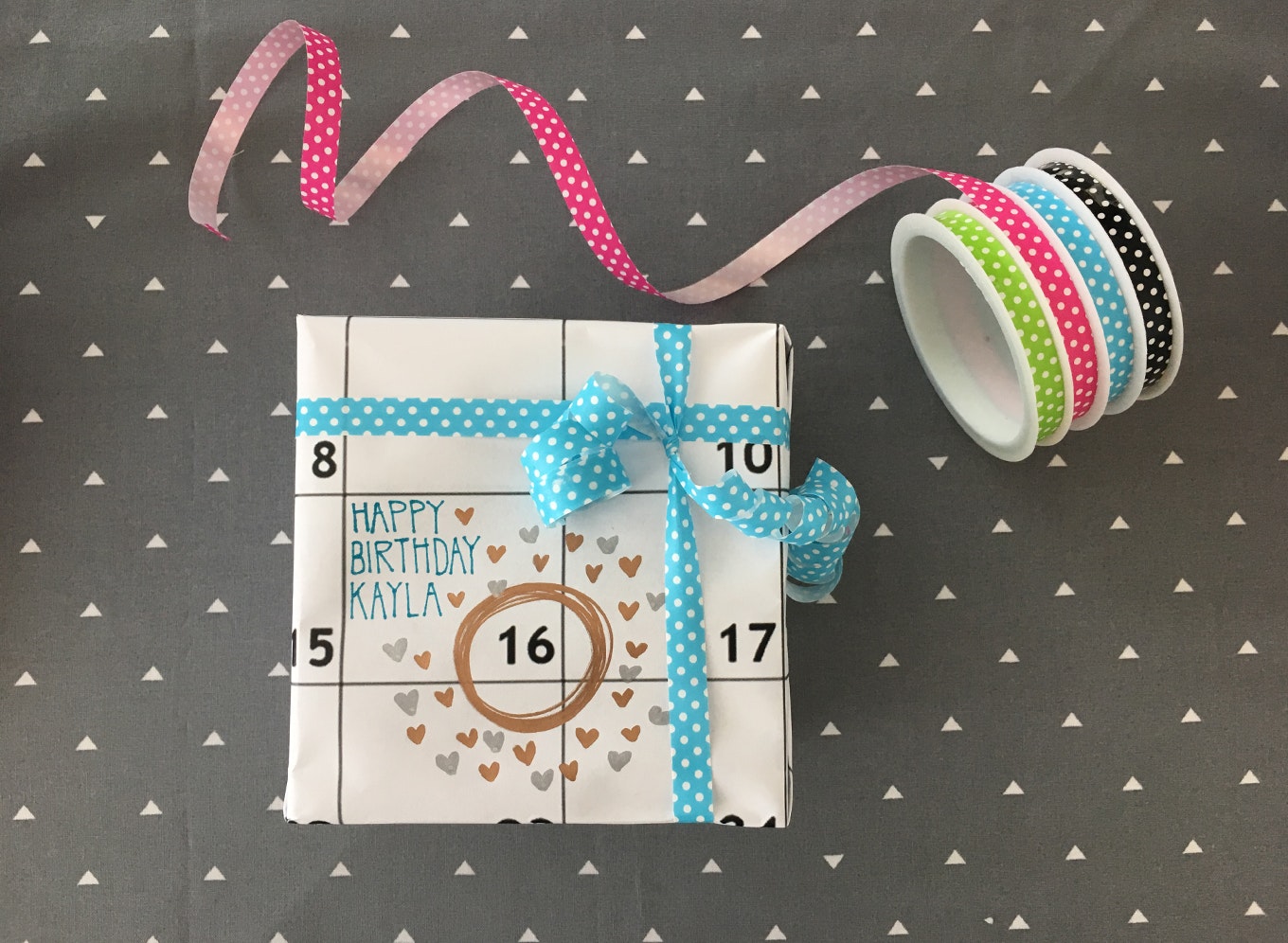 PAPEL DE REGALO PERSONALIZADO