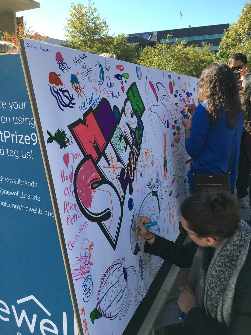 SHARPIE SE HACE “MURO” EN EL EVENTO ARTPRIZE SHARPIE SE HACE “MURO” EN EL EVENTO ARTPRIZE